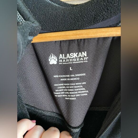 Alaskan hardgear 1/4th zip pullover GW - Picture 3 of 7